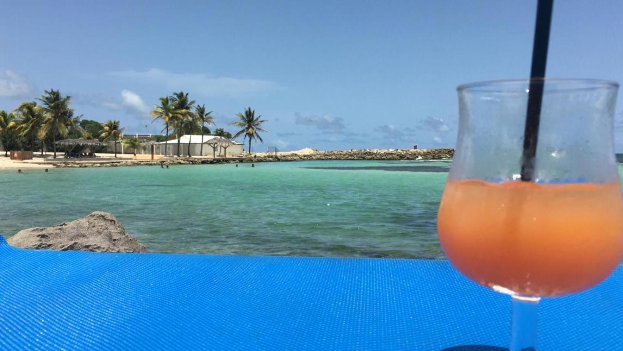 Studio Vue Mer Piscine Plage Kaz Punch Manganao Chez Julie Saint-Francois  Exterior photo