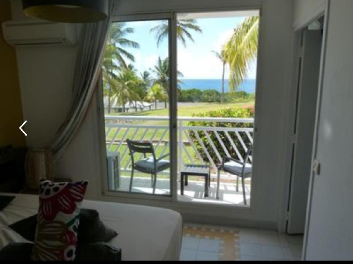 Studio Vue Mer Piscine Plage Kaz Punch Manganao Chez Julie Saint-Francois  Exterior photo