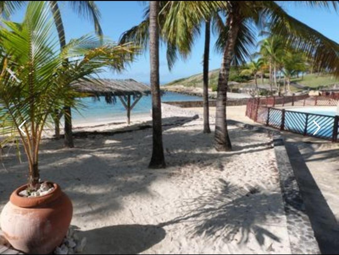 Studio Vue Mer Piscine Plage Kaz Punch Manganao Chez Julie Saint-Francois  Exterior photo